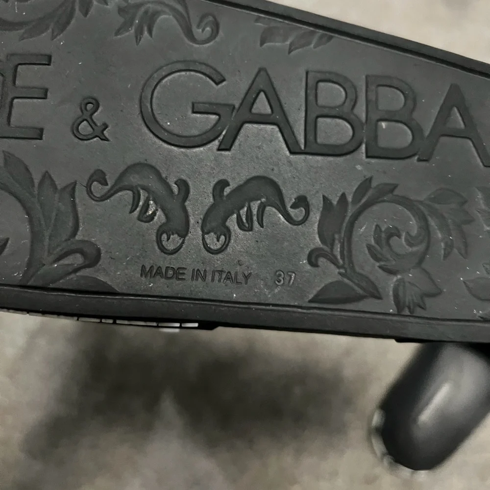 D&G Black & White Logo Slide Sandals - Picture 5 of 14